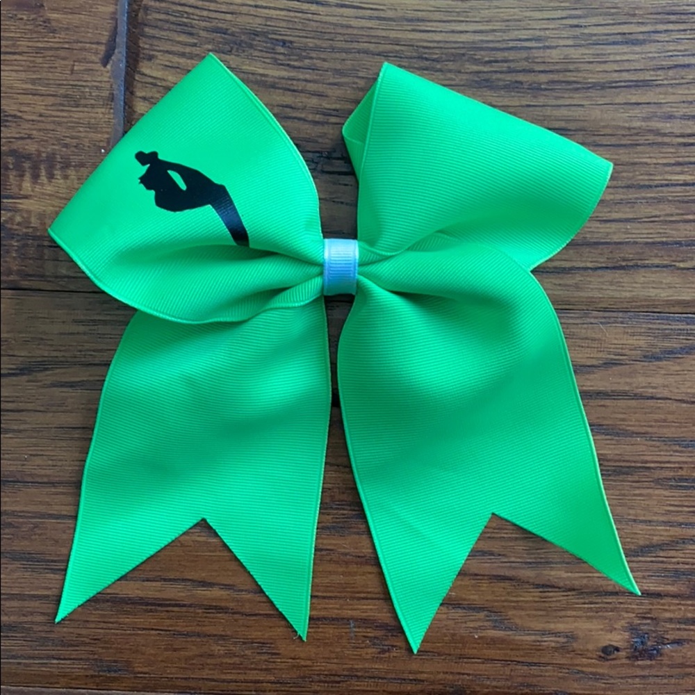 Gabi butler bow